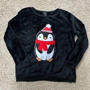 Rue21 fluffy and soft Penguin with Scarf Christmas Sweater | size M